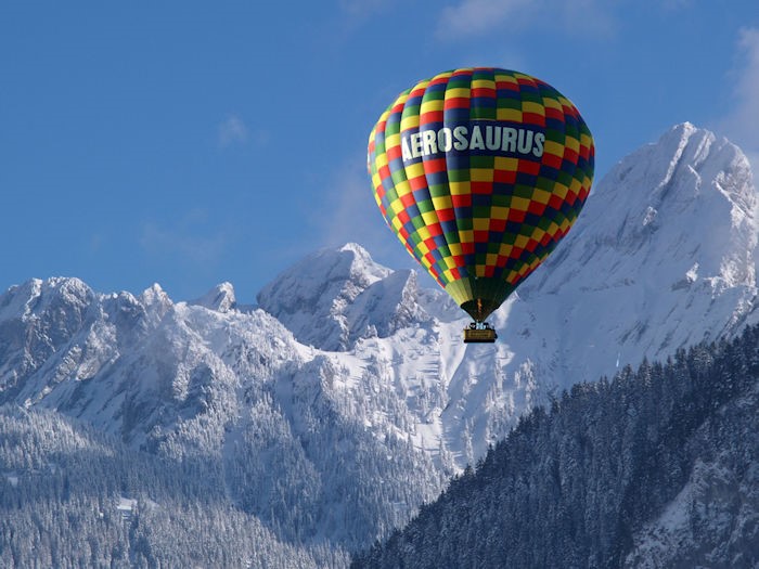 aerosaurus balloons in the alps