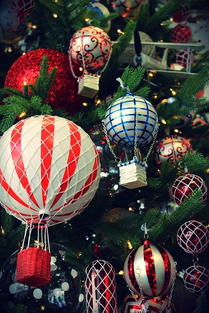 christmas bauble balloon flights on tree