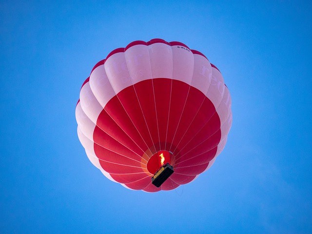 balloon ride view from below